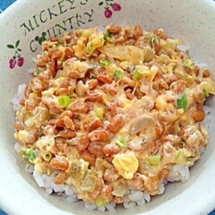 納豆の食べ方-ピクルス＆黄身♪